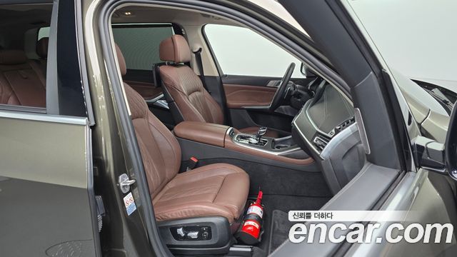BMW X7 xDrive 40i Design Pure Excellence 7-Seater