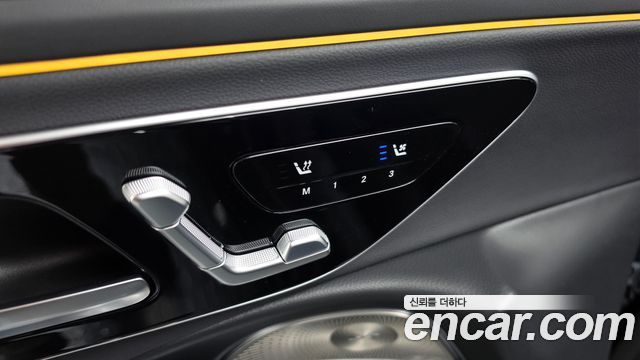 Mercedes-Benz E-Class E300 4MATIC AMG Line