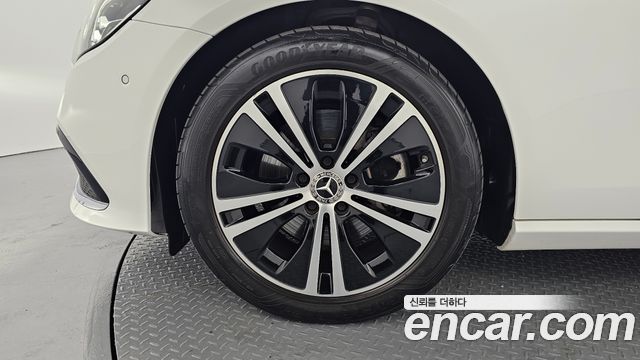 Mercedes-Benz E-Class E250 Avantgarde