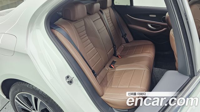 Mercedes-Benz E-Class E250 Avantgarde