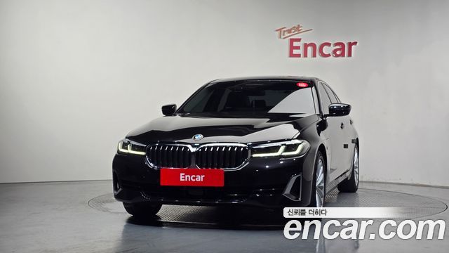 BMW 5-Series 530e Luxury