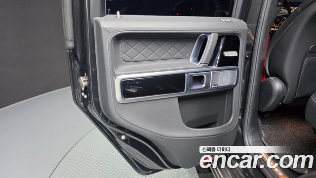 Mercedes-Benz G-Class AMG G63 Manufaktur