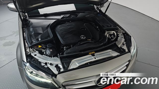 Mercedes-Benz C-Class C200 Avantgarde