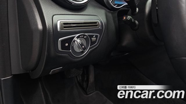 Mercedes-Benz C-Class C200 Avantgarde