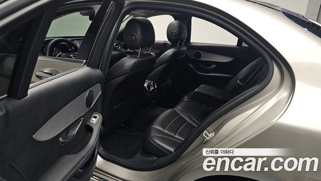 Mercedes-Benz C-Class C200 Avantgarde