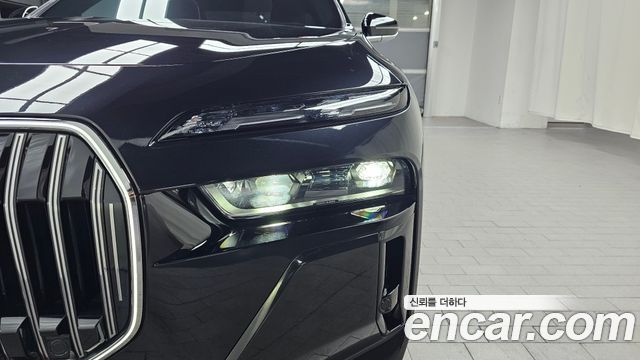 BMW 7-Series 740i sDrive M Sport