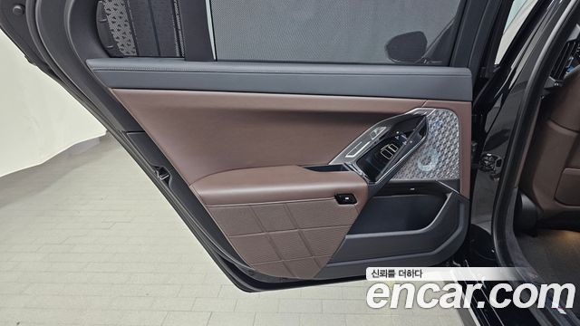 BMW 7-Series 740i sDrive M Sport