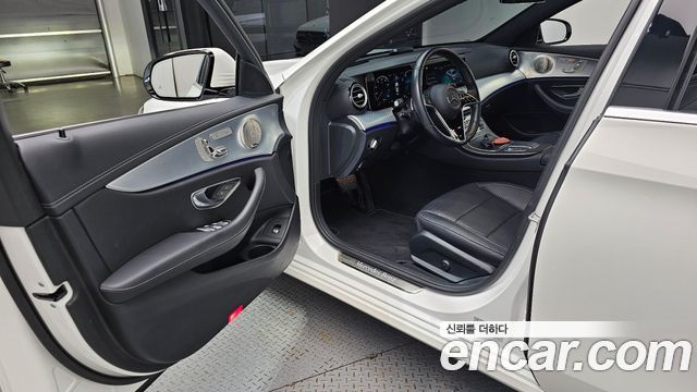 Mercedes-Benz E-Class E350 4MATIC Avantgarde