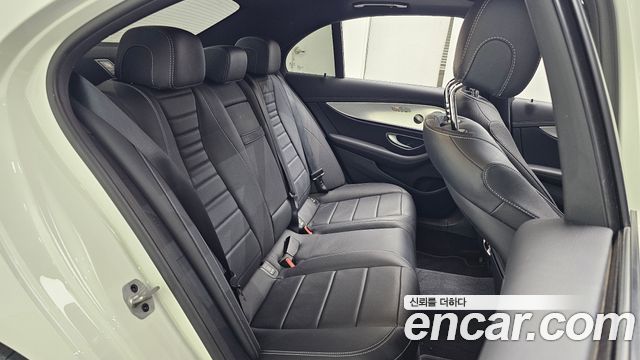 Mercedes-Benz E-Class E350 4MATIC Avantgarde