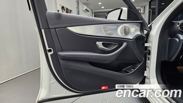 Mercedes-Benz E-Class E350 4MATIC Avantgarde