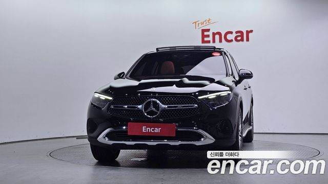 Mercedes-Benz GLC-Class GLC300 4MATIC Avnatgarde Coupe