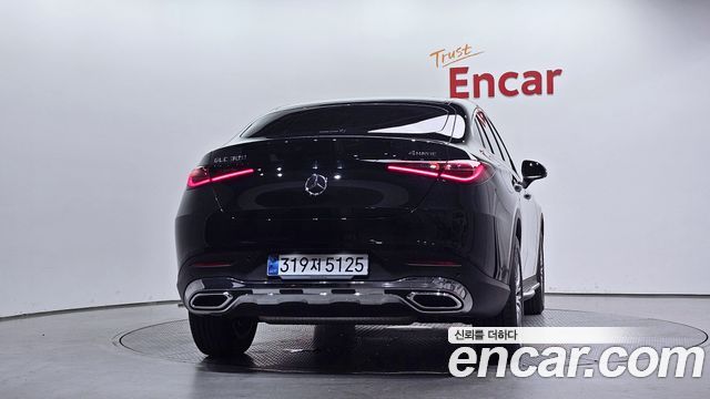 Mercedes-Benz GLC-Class GLC300 4MATIC Avnatgarde Coupe