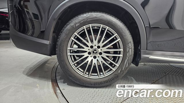 Mercedes-Benz GLC-Class GLC300 4MATIC Avnatgarde Coupe