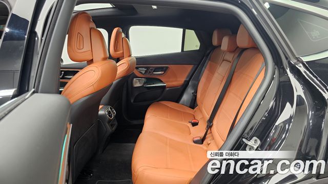 Mercedes-Benz GLC-Class GLC300 4MATIC Avnatgarde Coupe