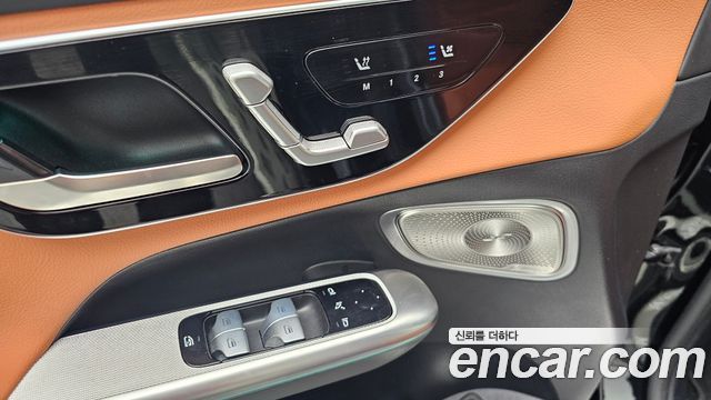 Mercedes-Benz GLC-Class GLC300 4MATIC Avnatgarde Coupe
