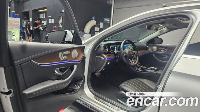Mercedes-Benz E-Class E300e Exclusive