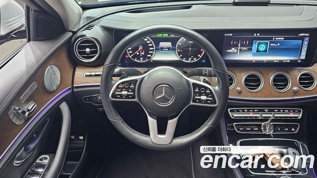 Mercedes-Benz E-Class E300e Exclusive