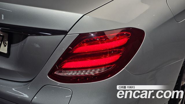 Mercedes-Benz E-Class E300e Exclusive