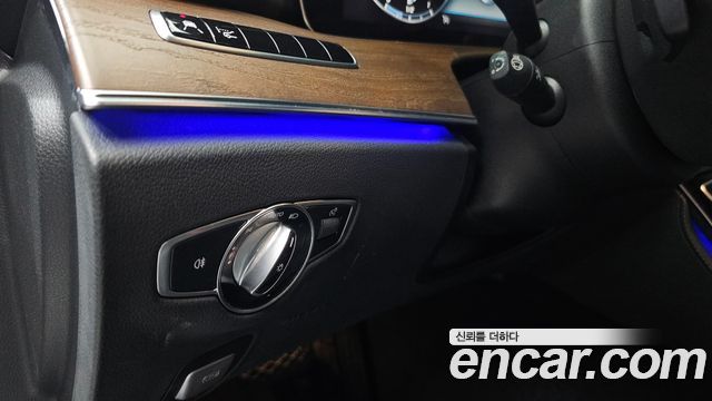 Mercedes-Benz E-Class E300e Exclusive