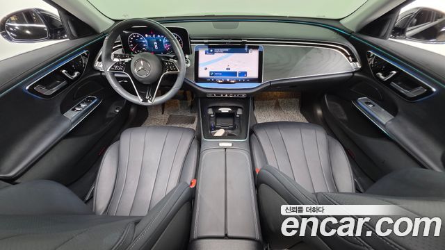 Mercedes-Benz E-Class E200 Avantgarde