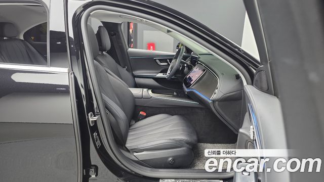 Mercedes-Benz E-Class E200 Avantgarde