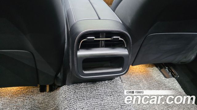Mercedes-Benz E-Class E200 Avantgarde