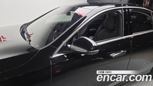 Mercedes-Benz E-Class E200 Avantgarde