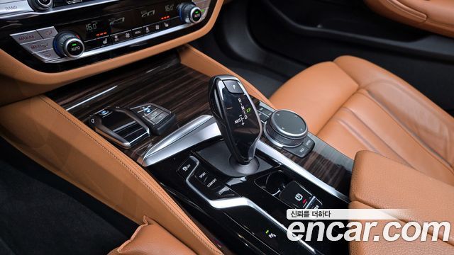 BMW 5-Series 520i M Sport