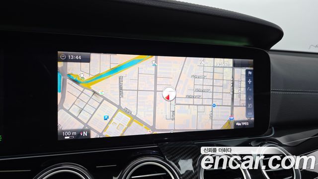 Mercedes-Benz E-Class E400 4MATIC Exclusive