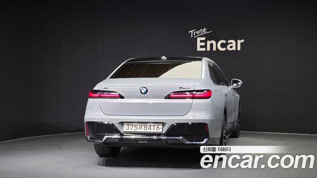 BMW 7-Series 740d xDrive M Sport