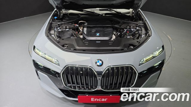 BMW 7-Series 740d xDrive M Sport