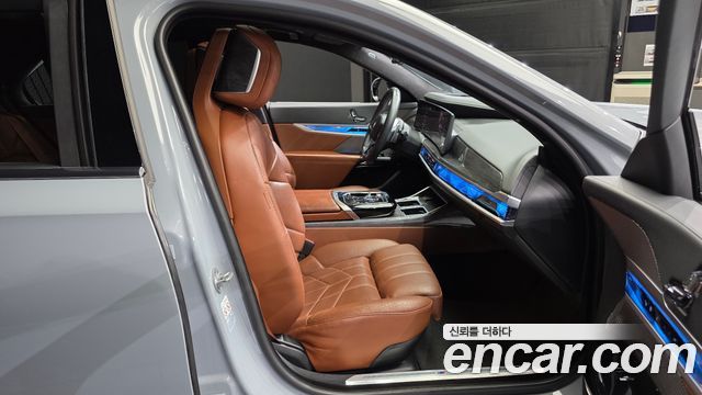 BMW 7-Series 740d xDrive M Sport