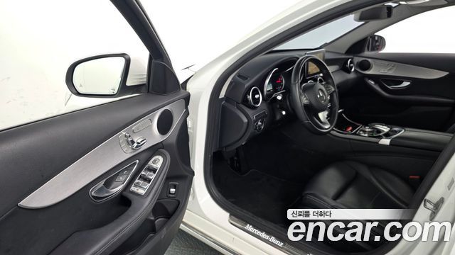 Mercedes-Benz C-Class C220 d Avantgarde