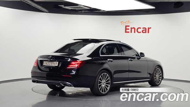 Mercedes-Benz E-Class E300 Avantgarde