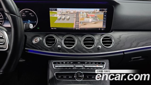 Mercedes-Benz E-Class E300 Avantgarde