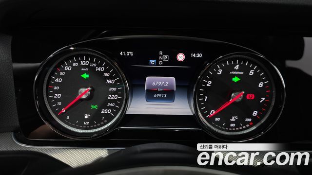 Mercedes-Benz E-Class E200 Avantgarde