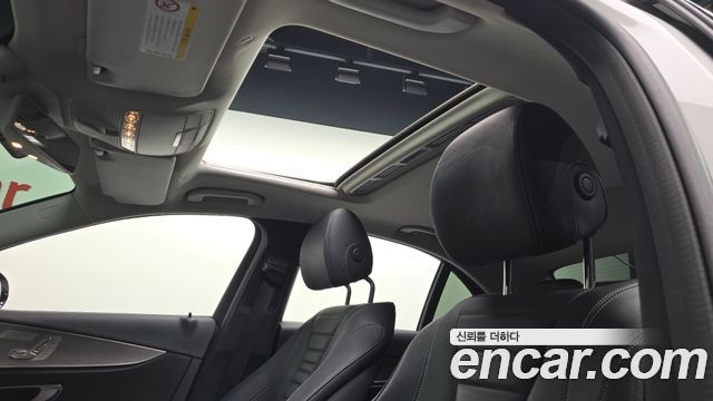 Mercedes-Benz E-Class E200 Avantgarde