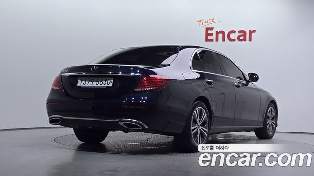 Mercedes-Benz E-Class E300 Avantgarde