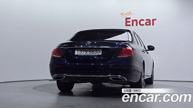 Mercedes-Benz E-Class E300 Avantgarde