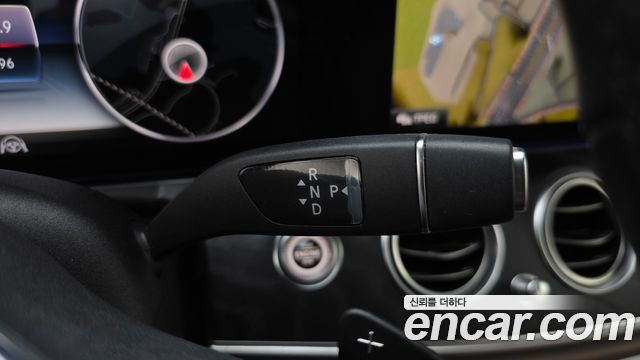 Mercedes-Benz E-Class E300 Avantgarde