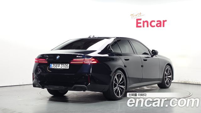BMW 5-Series 530i xDrive M Sport