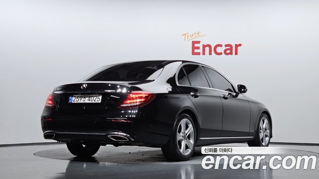 Mercedes-Benz E-Class E200 Avantgarde
