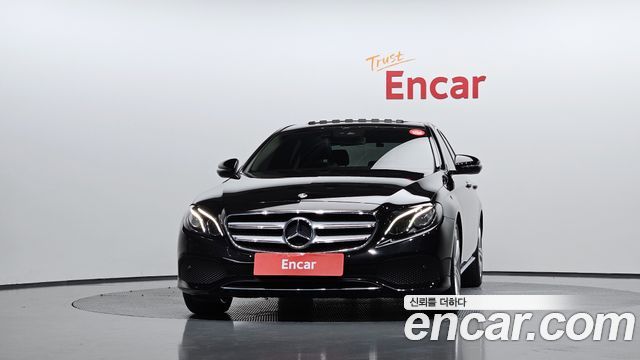Mercedes-Benz E-Class E200 Avantgarde