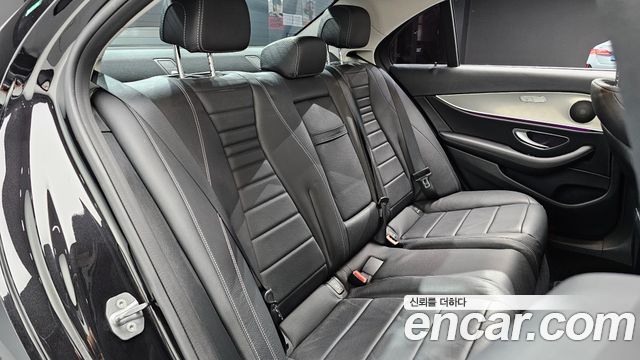 Mercedes-Benz E-Class E200 Avantgarde
