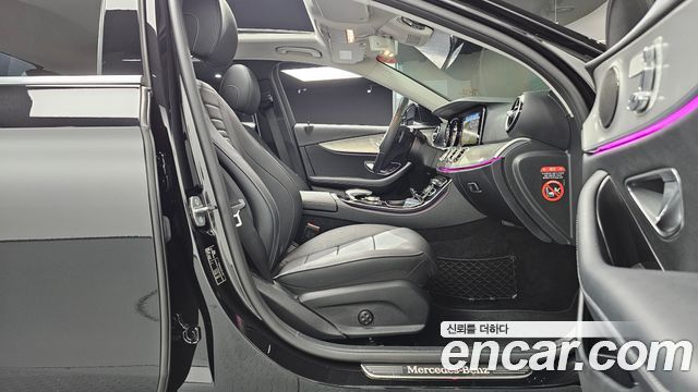 Mercedes-Benz E-Class E200 Avantgarde
