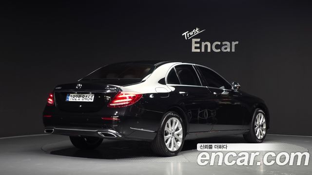 Mercedes-Benz E-Class E220d 4MATIC Exclusive