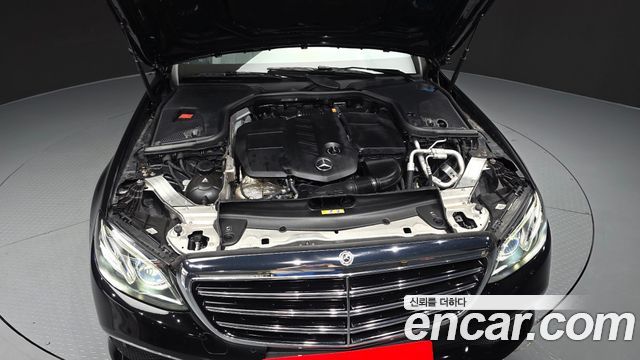 Mercedes-Benz E-Class E220d 4MATIC Exclusive