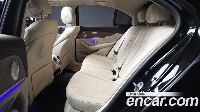 Mercedes-Benz E-Class E220d 4MATIC Exclusive