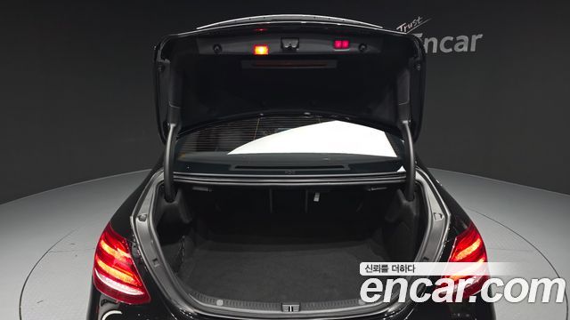 Mercedes-Benz E-Class E220d 4MATIC Exclusive