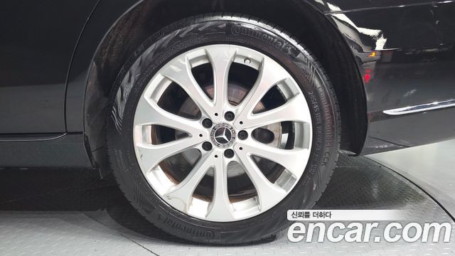 Mercedes-Benz E-Class E220d 4MATIC Exclusive
